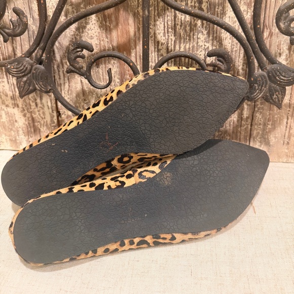 Steve Madden "Feather" Leopard Loafers / Flats size 12 leather - Picture 9 of 9
